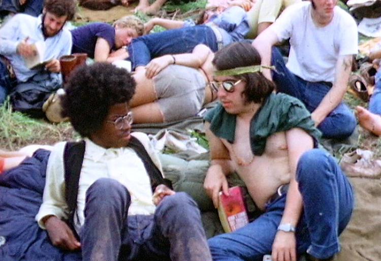 Bahno, sex, drogy a Hendrix o deviatej ráno. Ako to vyzeralo na Woodstocku ’69?_1
