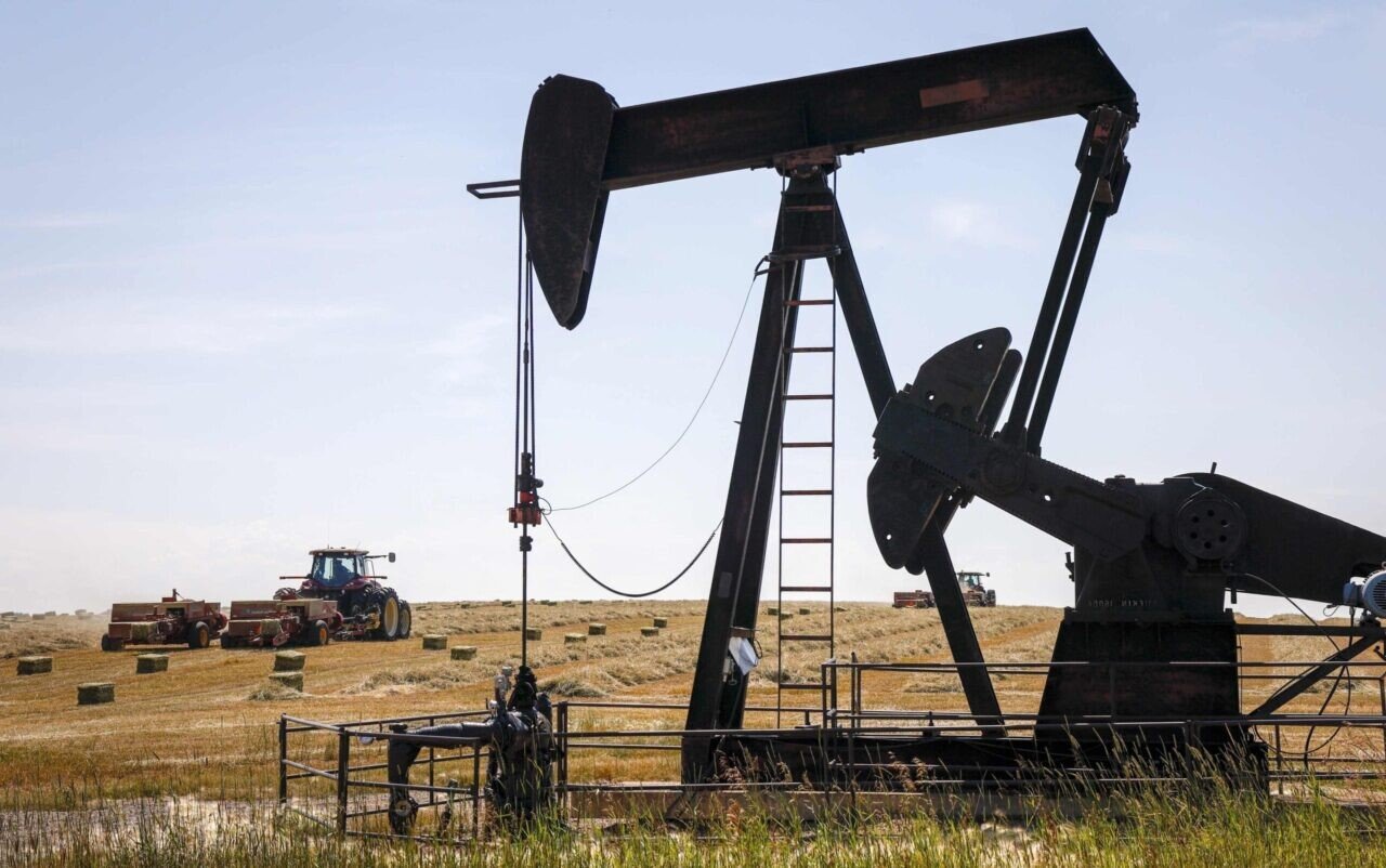 Cena ropy pokračuje v poklese. Ťahá ju nadol krach SVB aj slabší dopyt v Číne