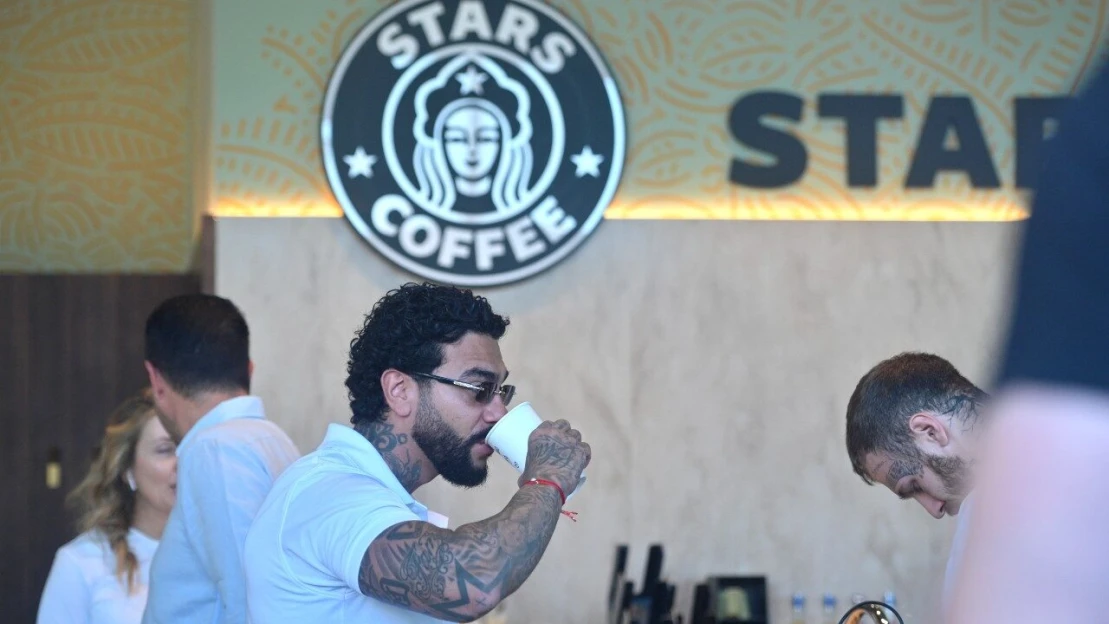 Rusi už majú náhradu za Starbucks. Prvú kaviareň otvorili v Moskve