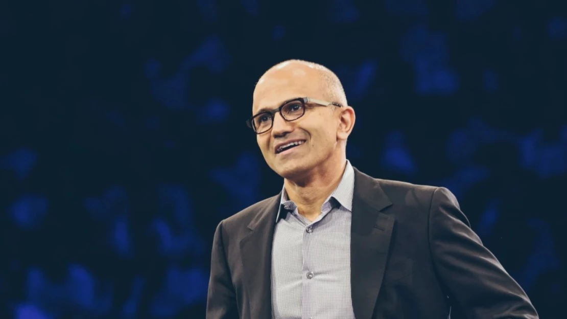 Microsoft dostane druhého šéfa. Doterajší CEO Nadella sa sústredí na AI