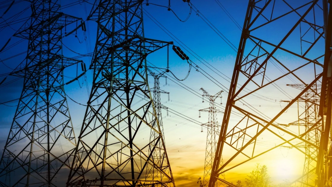 EÚ zmierni pravidlá štátnej pomoci, ťažký priemysel ľahšie získa lacnejšiu elektrinu
