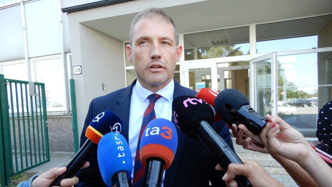 Riaditeľ popradského letiska nechce odstúpiť. V hre sú právne kroky