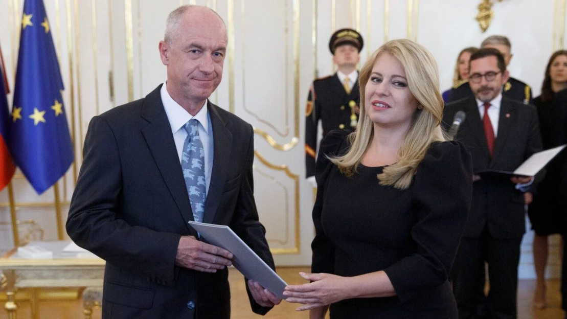 Prezidentka vymenovala troch nových ministrov, premiér dočasne povedie školstvo