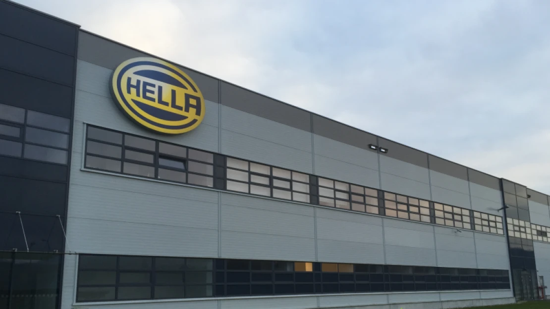 Slovenský výrobca autosvetiel Hella buduje výskumno-vývojové centrum. Hľadá až 240 ľudí