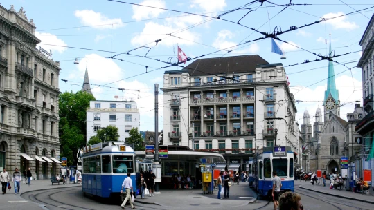 Švajčiarska banka Credit Suisse sa chystá predať svoj známy hotel Savoy v Zürichu