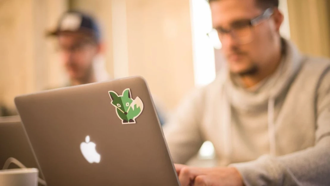 Sandberg investuje do vzdelávania: Kúpil majoritný podiel v Green Fox Academy