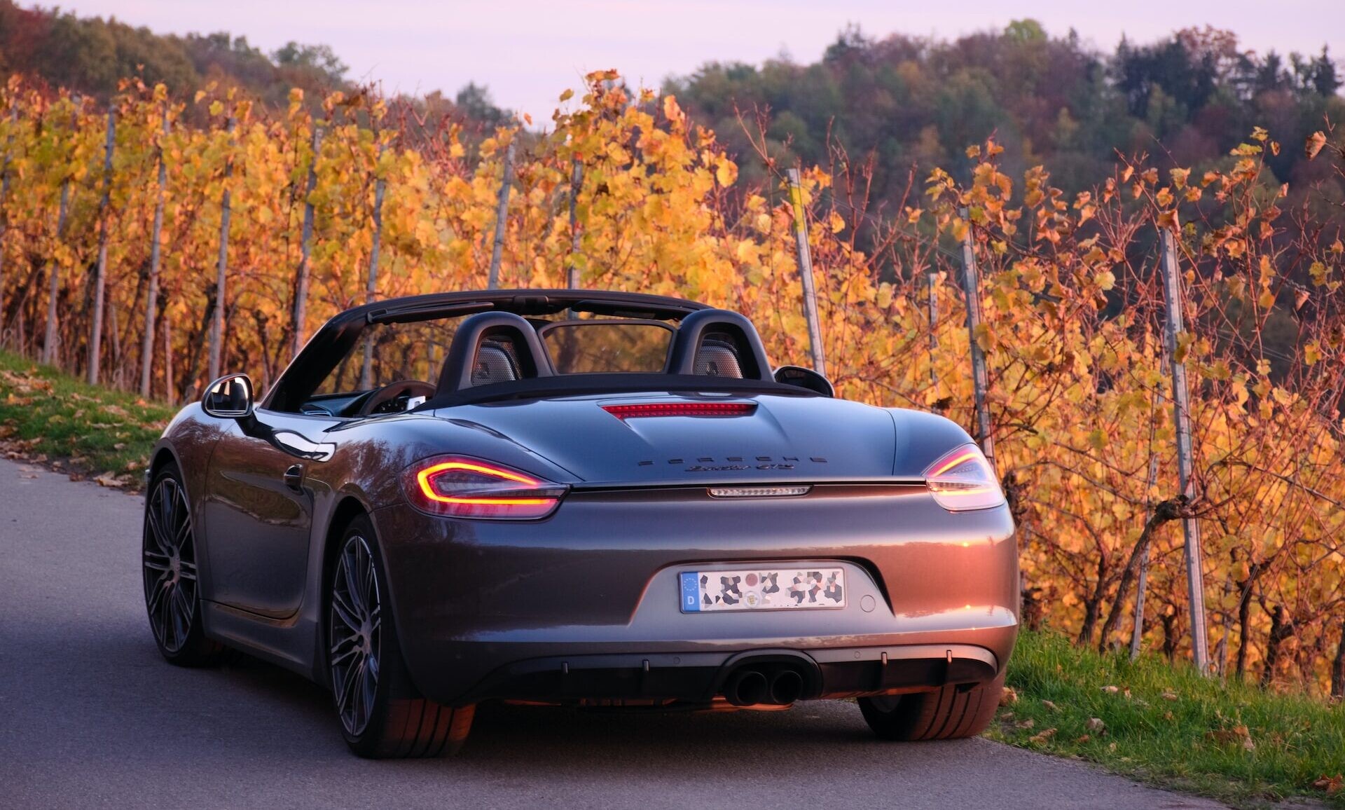 Firma Porsche predstihla Volkswagen a stala sa najhodnotnejšou európskou automobilkou