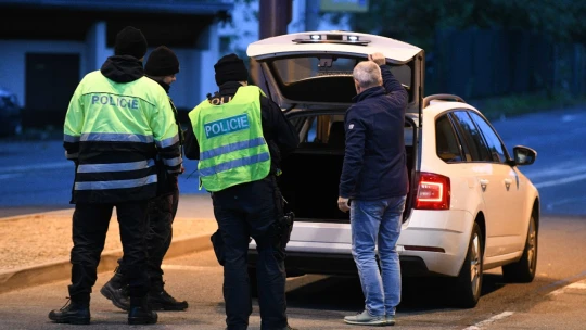 Cesta za česko-slovenské hranice sa zrýchli. Česi stiahnu kontroly
