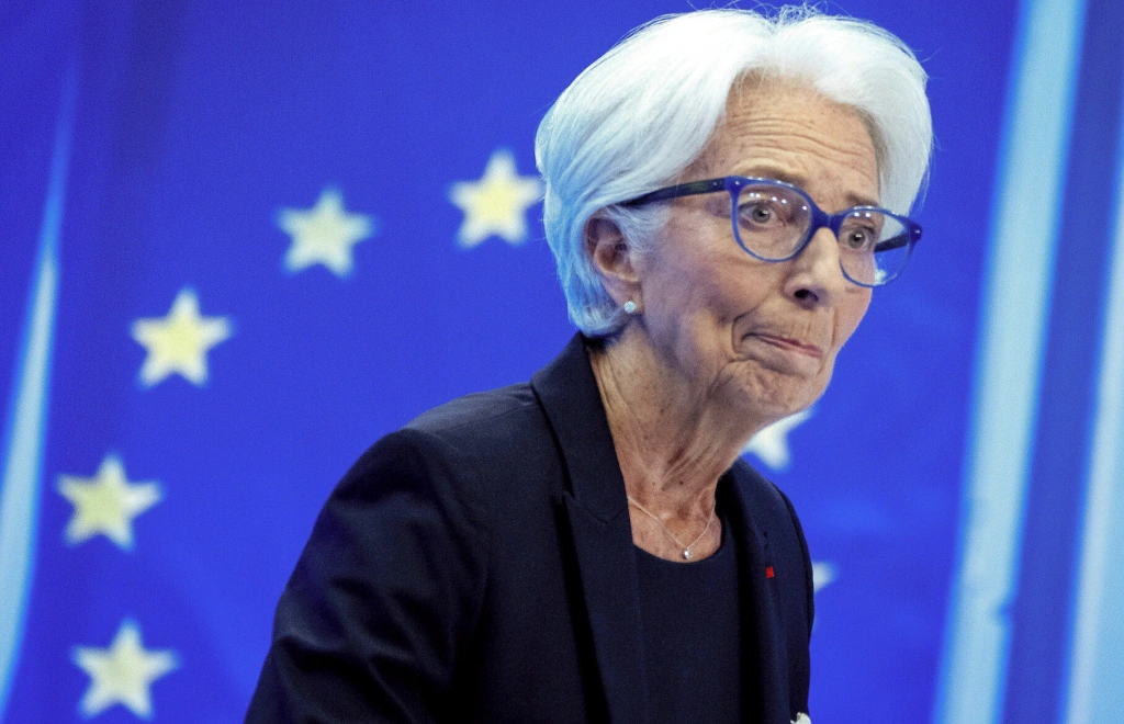 ECB začne uvoľňovať menovú politiku skôr ako americký Fed, naznačuje analytik
