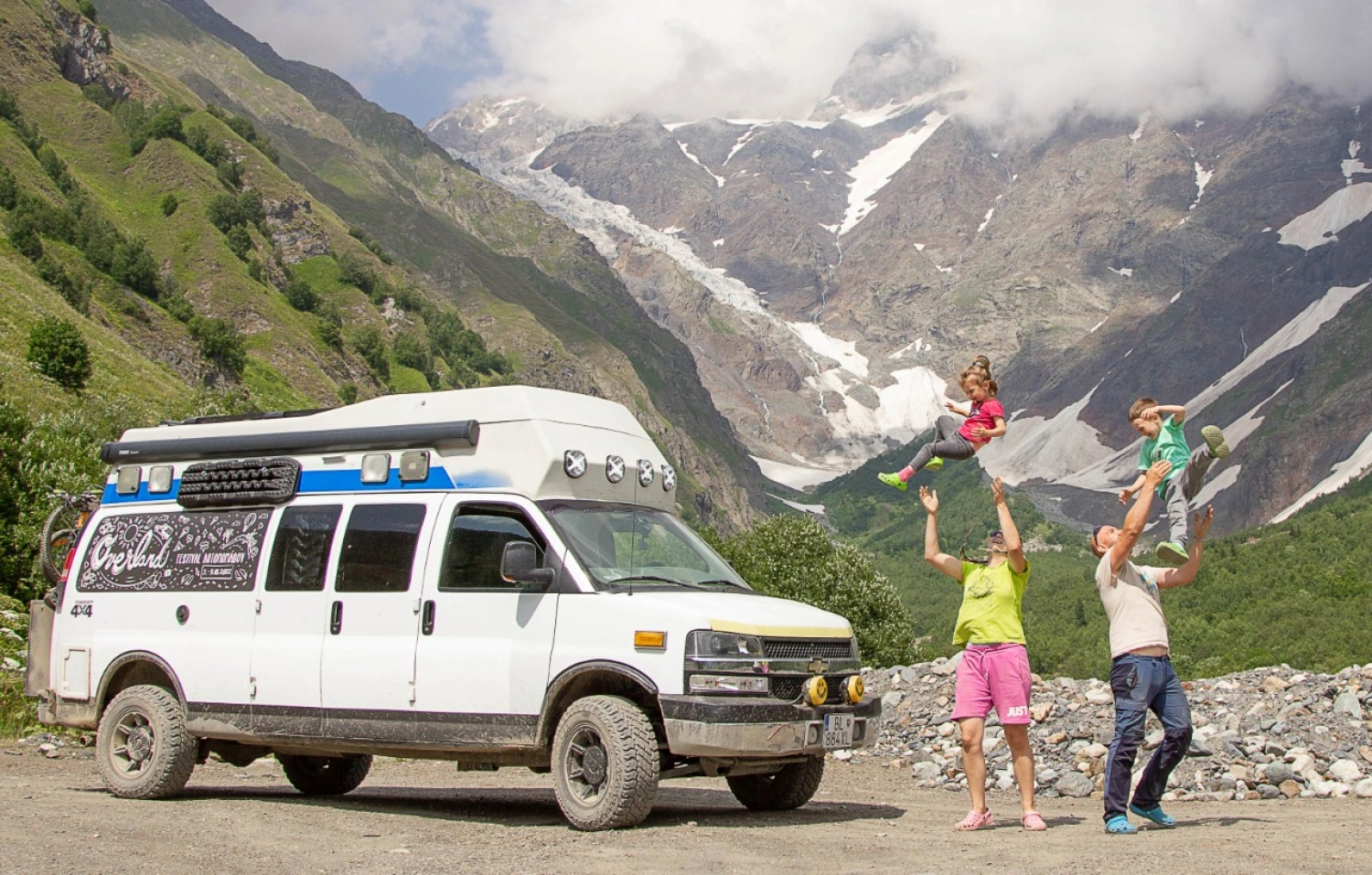Cesta ako cieľ. Manželia s deťmi podnikajú dobrodružné expedície, neľutujú ani kilometer
