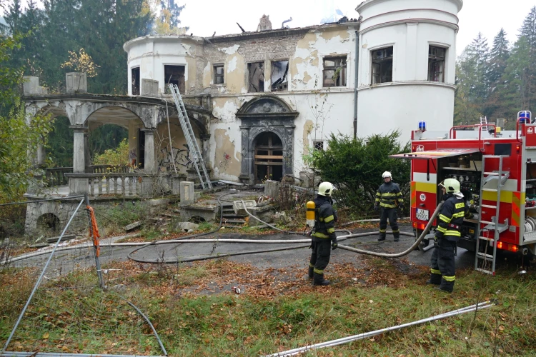 Zámok Kunerad čaká dôležitý rok. Najväčšou výzvou bude dokončenie strechy_1