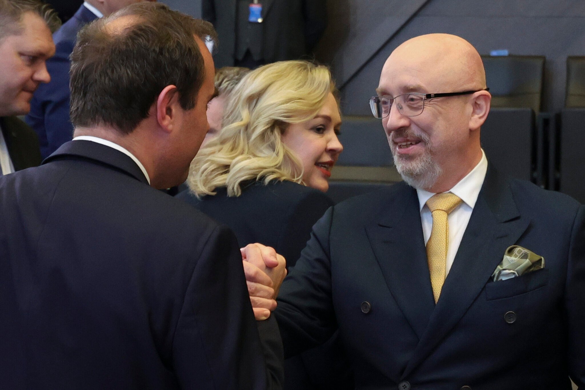 Smerujeme k víťazstvu. Pomáhate nám, aby neumierali vaši vojaci, vraví ukrajinský minister obrany