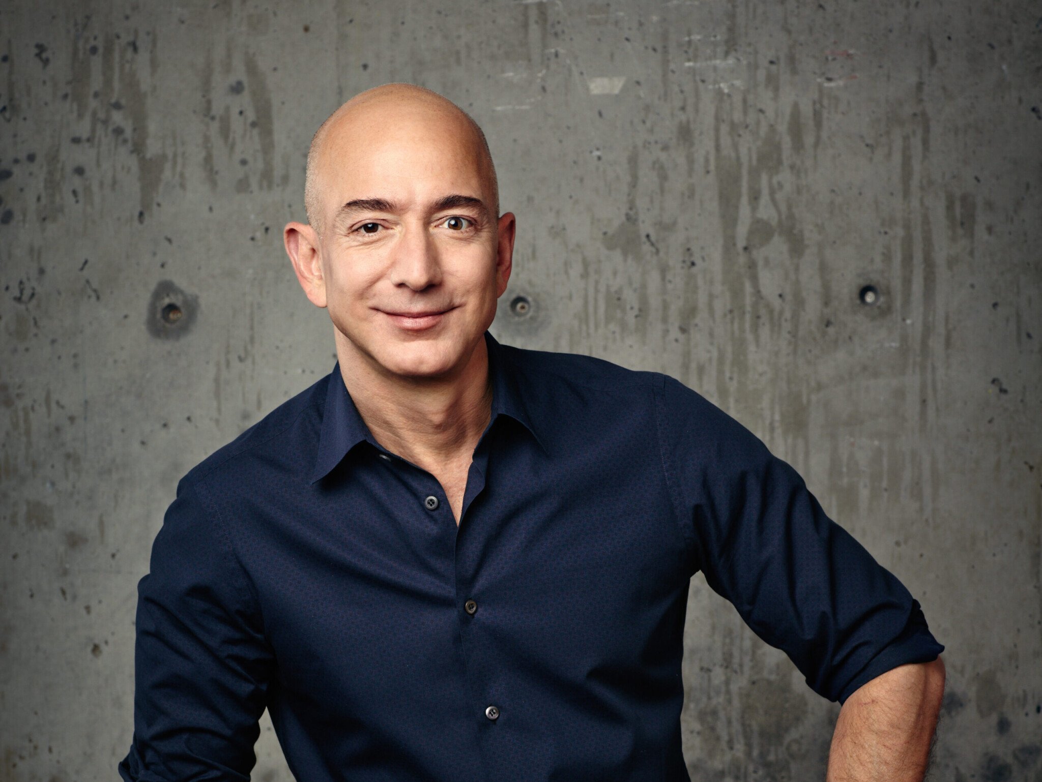 Amazon plánuje investovať desiatky miliónov libier v Británii. Nie je však jediný
