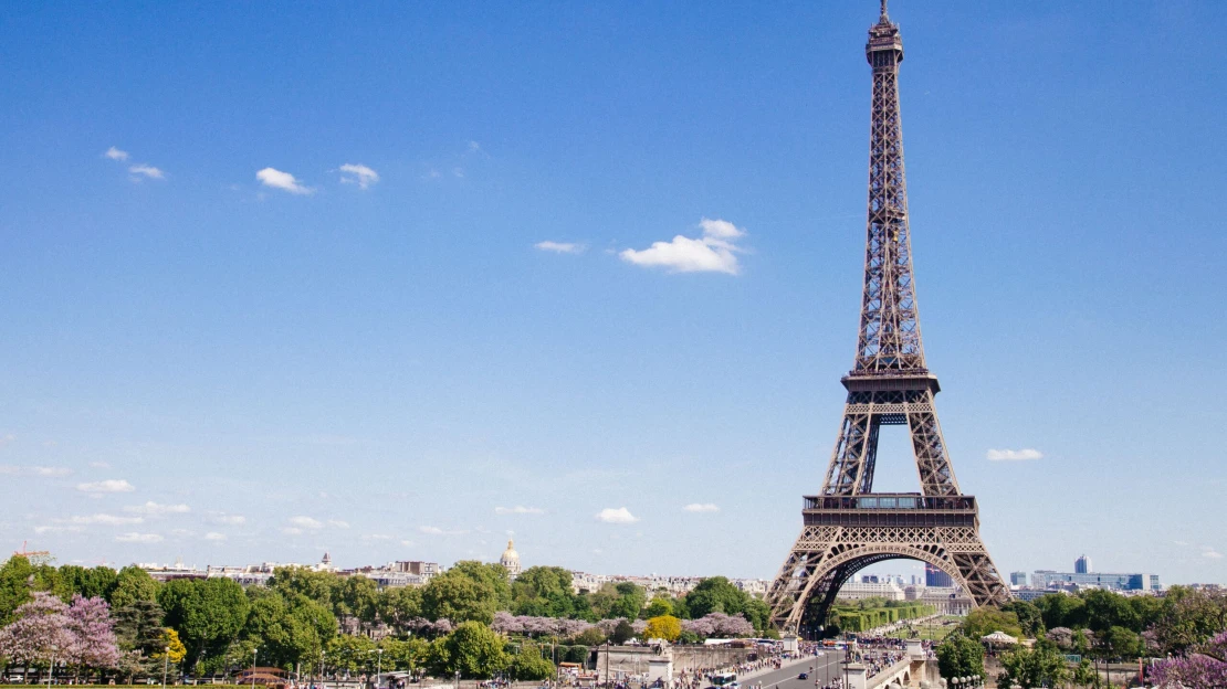 Kusama, Basquiat, Gainsbourg. Prečo si urobiť výlet do Paríža práve tento rok