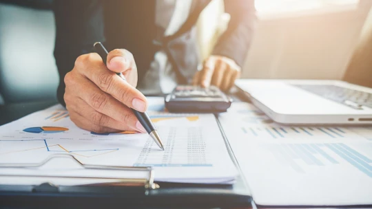 Slovenským spotrebiteľom sa zlepšila nálada. Svoje financie vnímajú pozitívnejšie