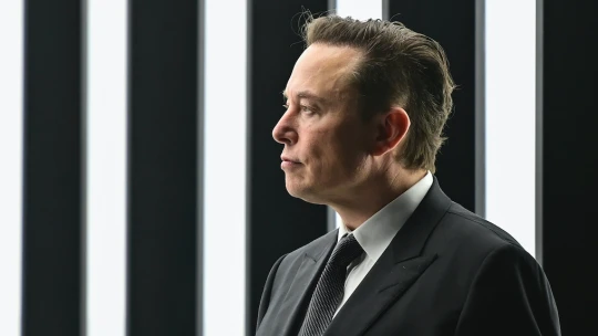 Prečo Tesla nie je kráľ v oblasti umelej inteligencie, ako to o nej tvrdí jej šéf Musk?