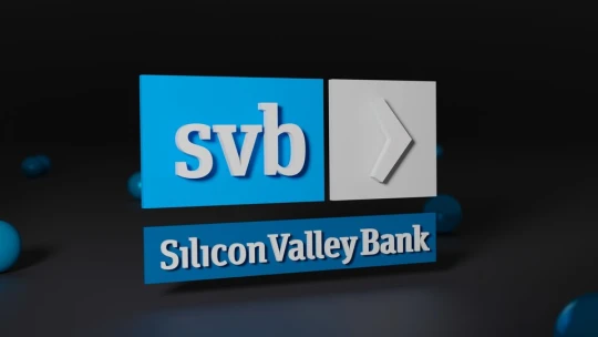 Ranný prehľad Forbesu: Pred rokom krachla Silicon Valley Bank. Ako jej pád zmenil svet startupov?