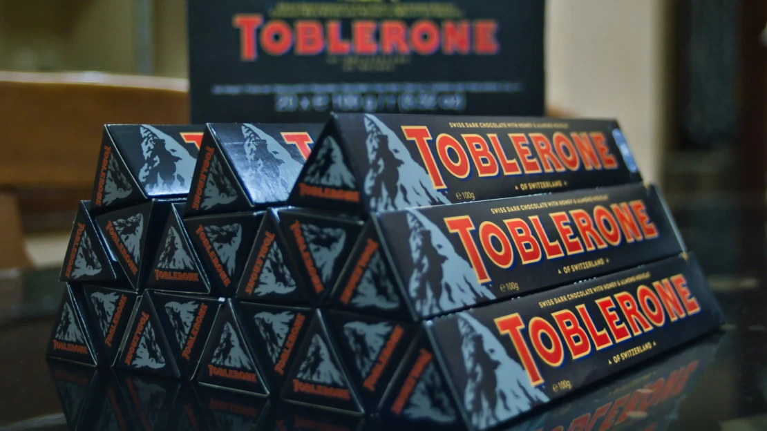 Z obalov čokolády Toblerone zmizne Matterhorn. Dôvodom je presun výroby na Slovensko