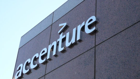 Ďalšie prepúšťanie v tech sektore. Accenture sa vo svete rozlúči s 19-tisíc zamestnancami