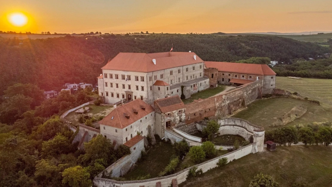 Staňte sa hradnými pánmi: Veľkolepý areál pri Brne je na predaj