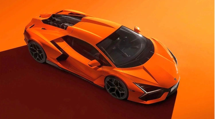Koniec čakania. Lamborghini vstupuje do elektrickej éry s novým „neskrotným“ žihadlom_1