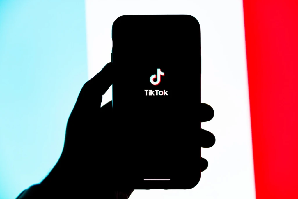 Facebook ani Instagram nepomohli. TikTok im naštartoval biznis a teraz sa boja, že oň prídu