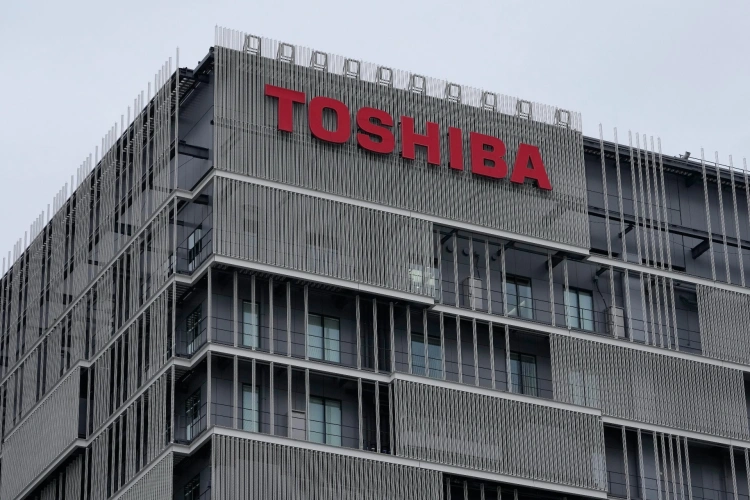 Veľké prepúšťanie v Japonsku. Spoločnosť Toshiba zruší do štyritisíc pracovných miest