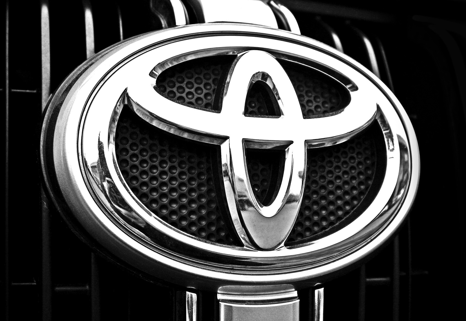 Toyota predala vo februári rekordný počet áut, darilo sa jej aj mimo Japonska
