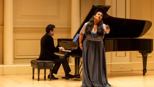 Z obývačky do Carnegie Hall: Katarína Kurucová sa do opery zamilovala už ako školáčka