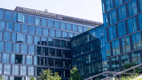 Pixel vlani zarobil „len“ tri milióny. Dôvodom je aj ústup covidu