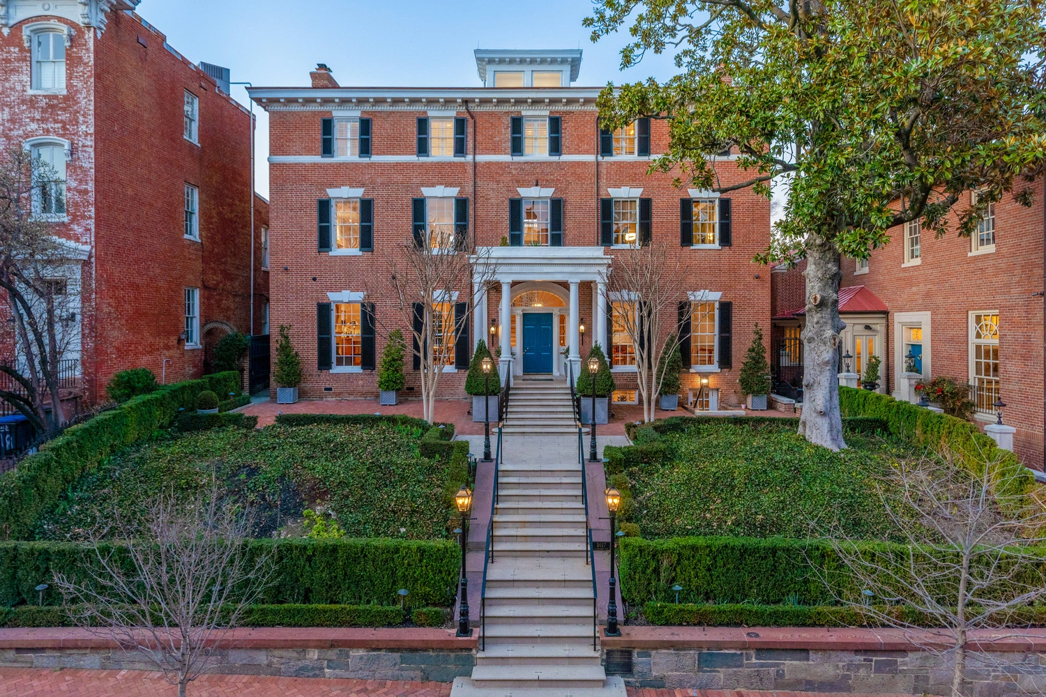 Sídlo hodné prvej dámy: Luxusný dom, ktorý patril Jackie Kennedy, hľadá majiteľa