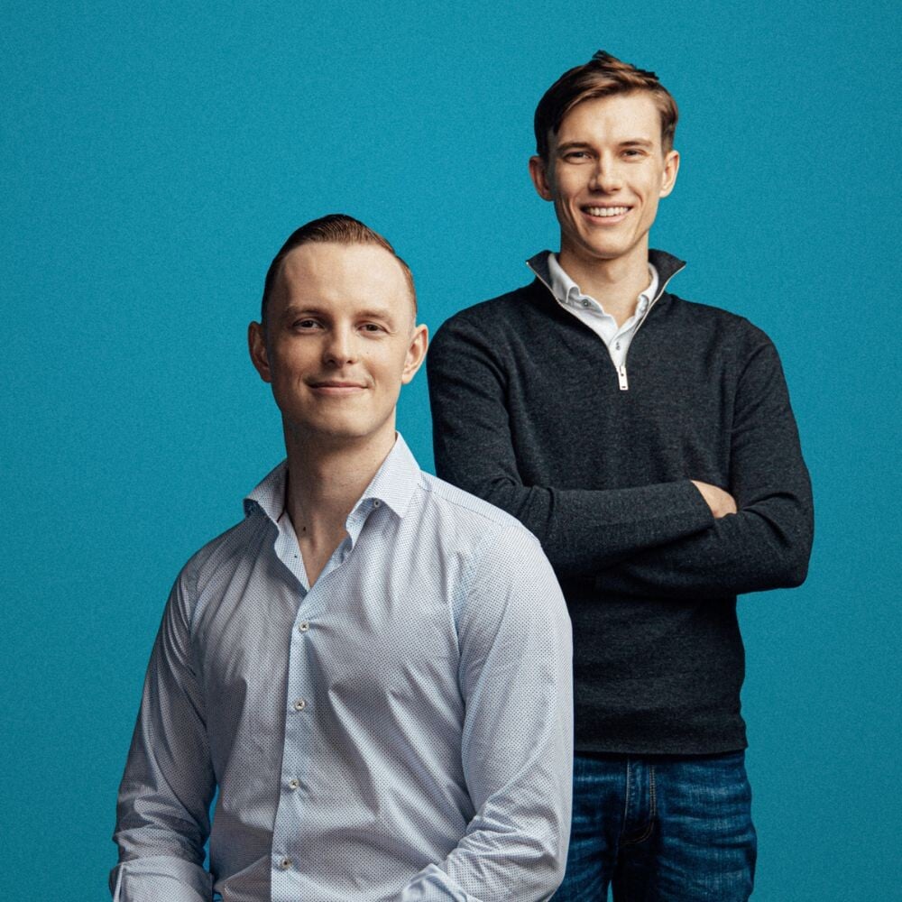 Jakub Chudík a Matej Novák na spoločnej fotografii z roku 2023, kedy sa dostali do rebríčka mladých talentov Forbes 30 pod 30. Foto: archív Forbes 
