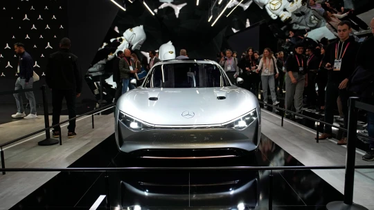 Mercedes-Benz má za sebou úspešný kvartál, rástol predaj elektrických aj prémiových áut