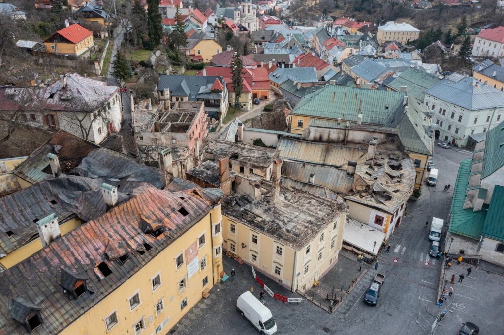 Zničené pamiatky v Banskej Štiavnici obnovia. Štát na to schválil 11 miliónov eur