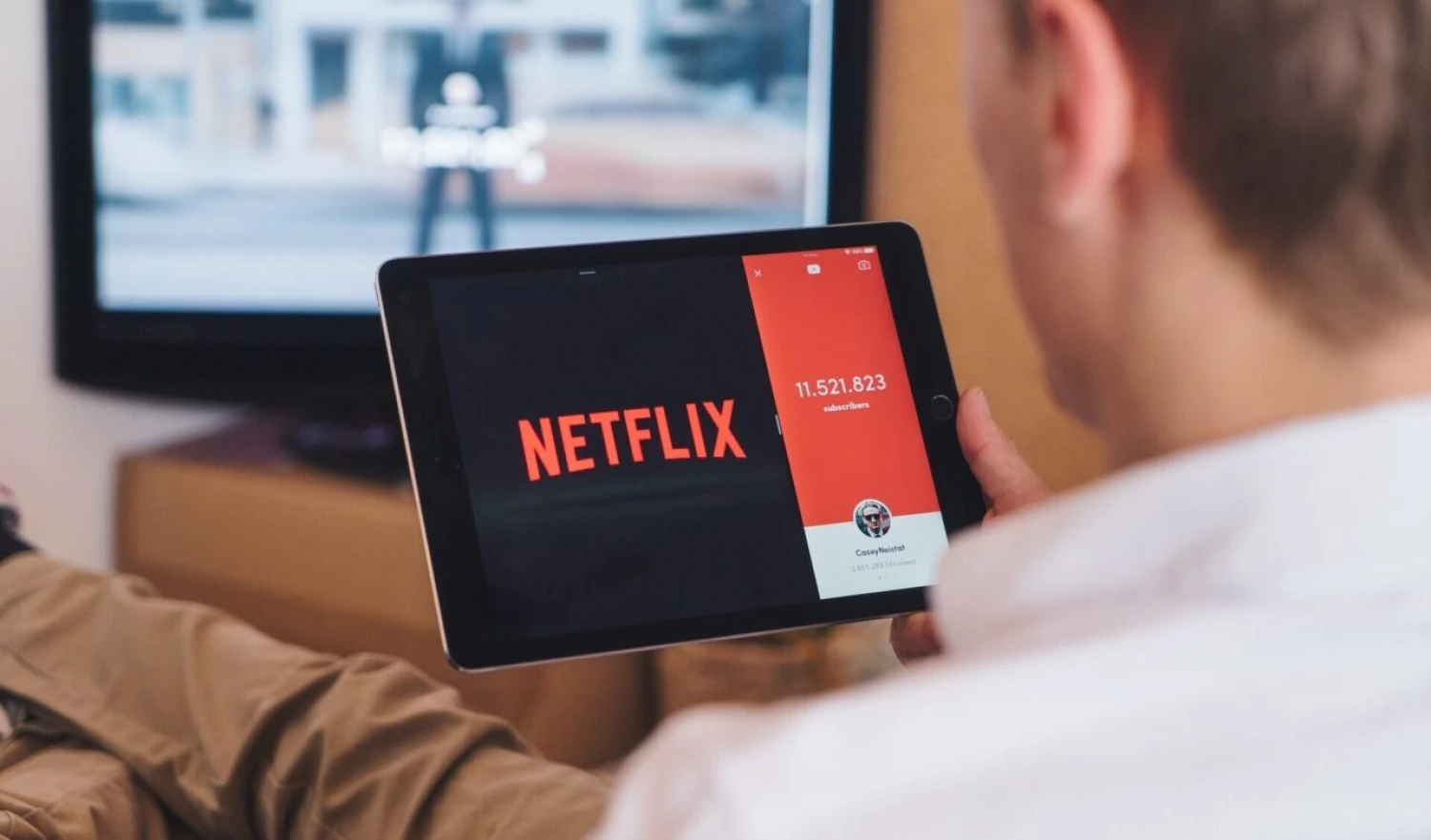 Netflix valcuje aj napriek obmedzeniu zdieľania hesiel. Získal  8 miliónov predplatiteľov