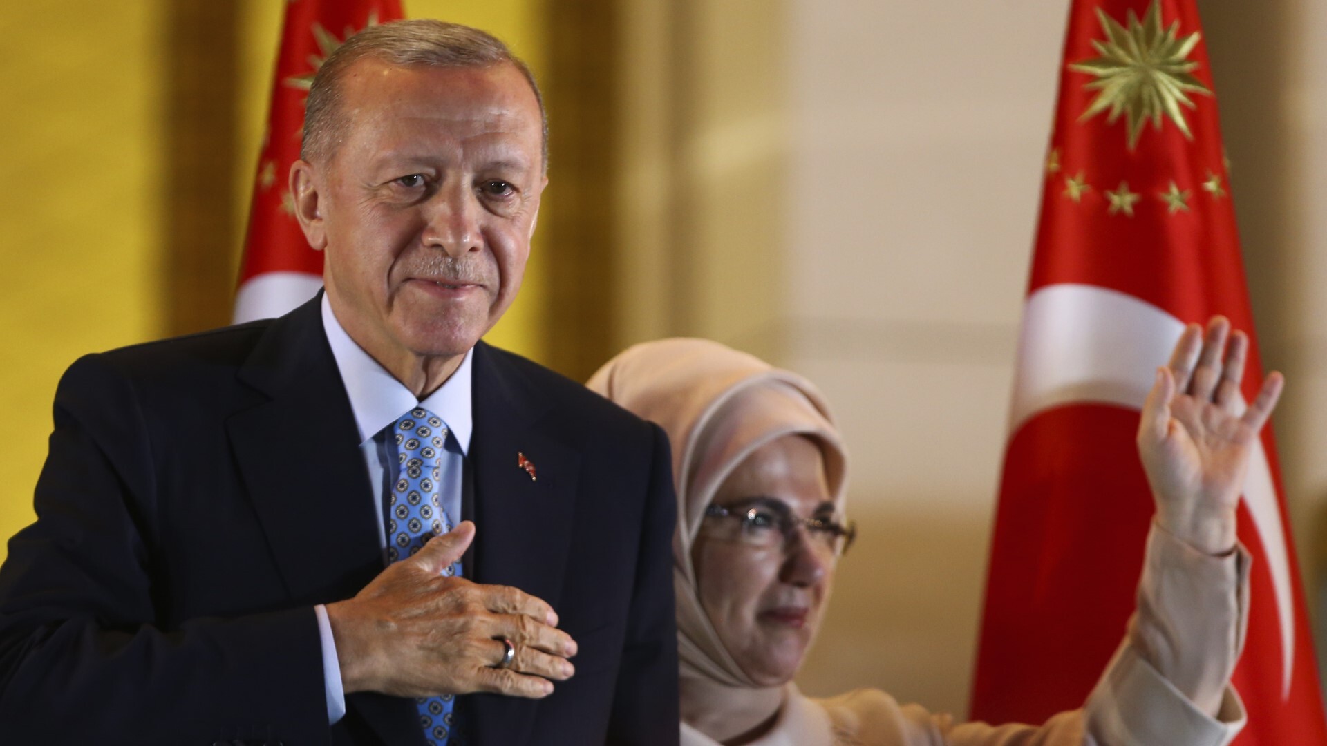 Trhy reagujú na víťazstvo Erdogana, turecká líra dosiahla nové dno