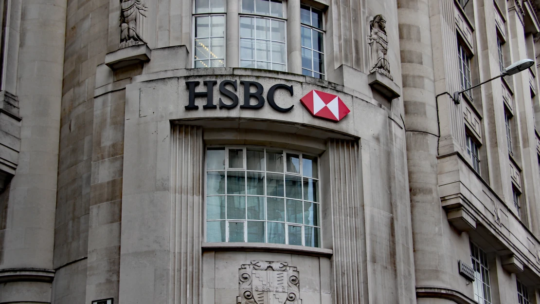 Zrodila sa dohoda. HSBC čelí obvineniam z podvodu, banka zaplatí pokutu 267 miliónov eur