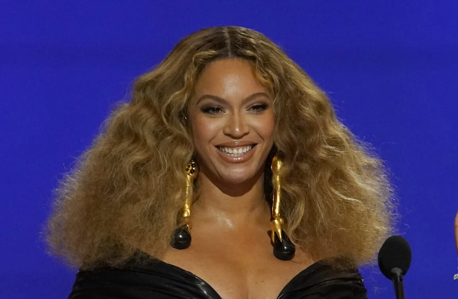 Beyoncé je miliardárka, len piata medzi hudobníkmi. Ryžovala na country a gigantickom turné