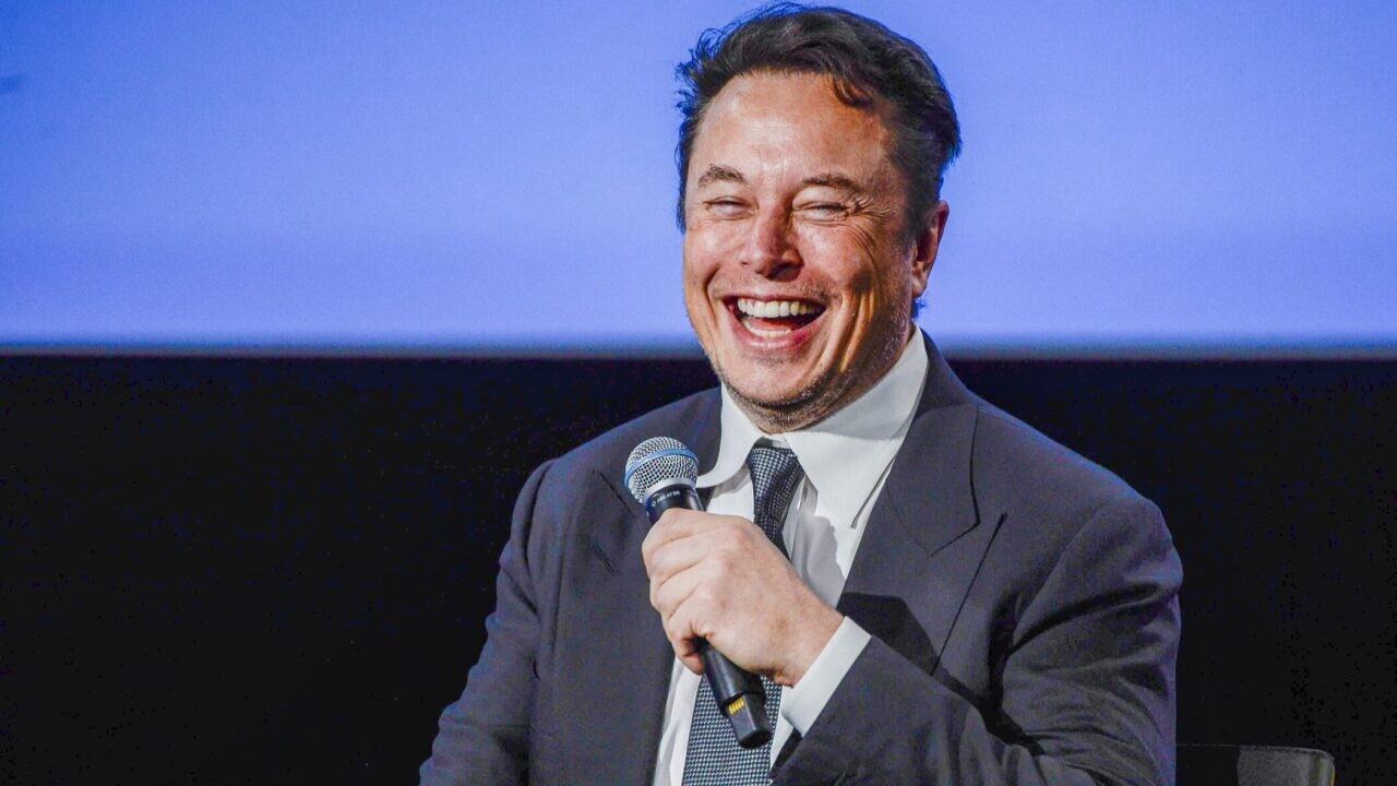 Elon sa vracia. Musk je po šiestich mesiacoch znova najbohatším človekom sveta