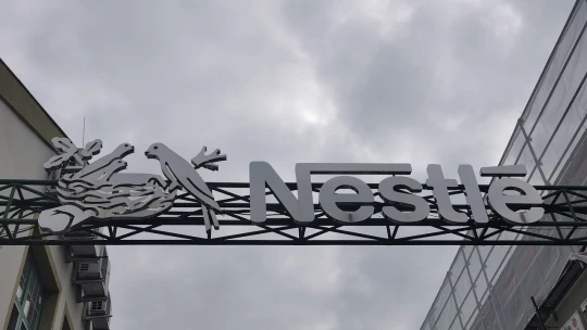 Nestlé zdražil svoje produkty. Predaj mu preto klesol