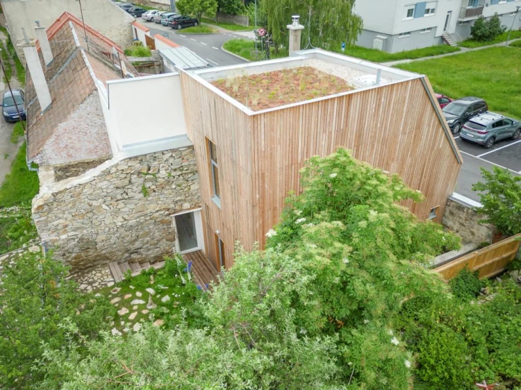 Kaviareň z toaliet, bojnický pavilón či Grape. 21 diel zabojuje o cenu za architektúru_0