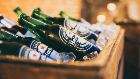 Heineken v strate. Holandská pivovarnícka skupina je v mínuse 95 miliónov eur