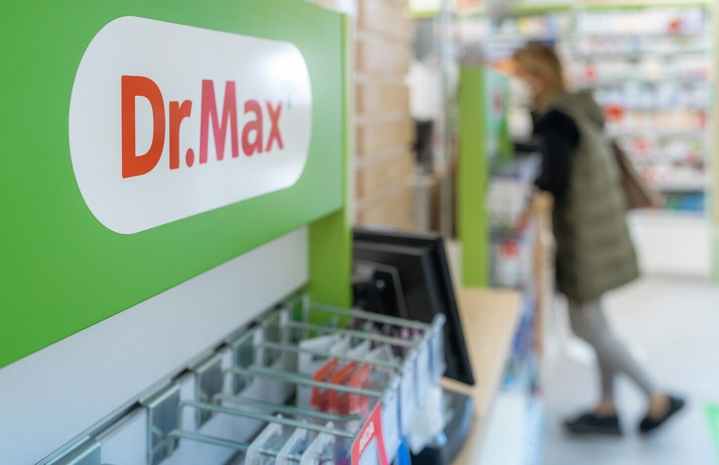 Dr. Max rozširuje sieť lekární. Preberá 35 pobočiek a 200 ľudí Apotheke Slovakia