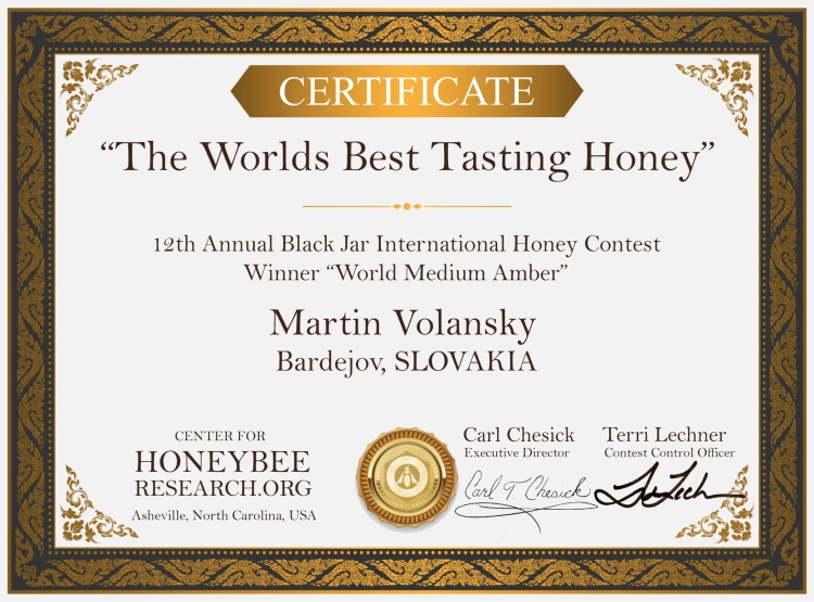 Včelári z Bardejova dosiahli svetový úspech. Najlepší med na svete je zo Slovenska_3
