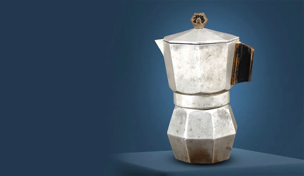 Go, koťogo! Legendárny hliníkový kávovar navrhli podľa práčky