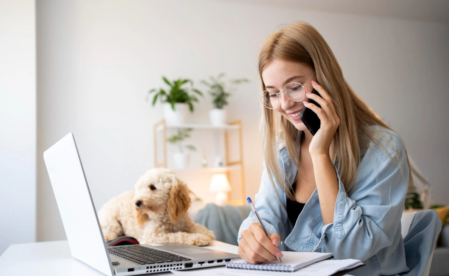 Koniec home officu? Firmy sťahujú ľudí späť do kancelárií, no robia jednu chybu