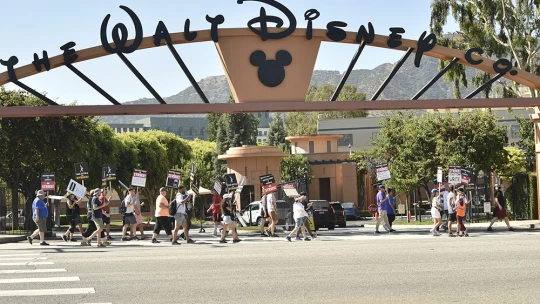 Disney opäť škrtá stovky pracovných miest. Prepúšťanie zasiahne zamestnancov po celom svete