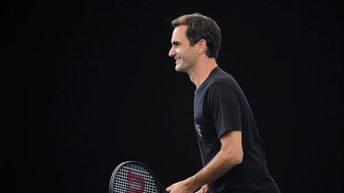 Miliardové tenisky, ktoré chcú na kurtoch nahradiť Nike či Adidas. Podporil ich aj Federer