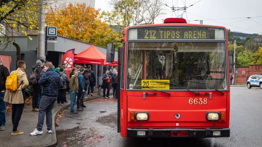 Električky a trolejbusy na predaj. DPB sa zbavuje vozidiel v aukcii