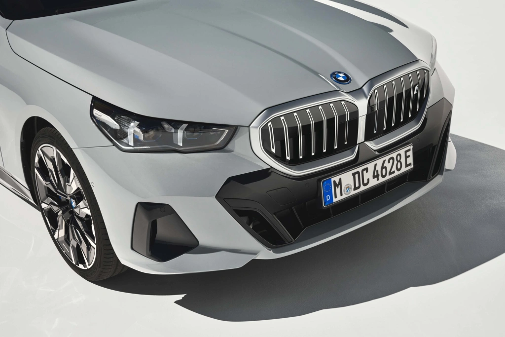 BMW predalo v prvom štvrťroku 595-tisíc áut. Pomohli elektrické autá a luxusné vozidlá